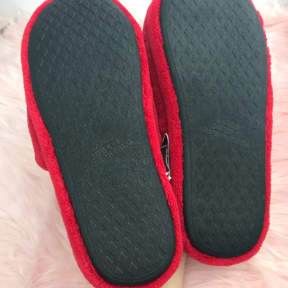 NWOT Fuzzy Red Slippers - Picture 9 of 15
